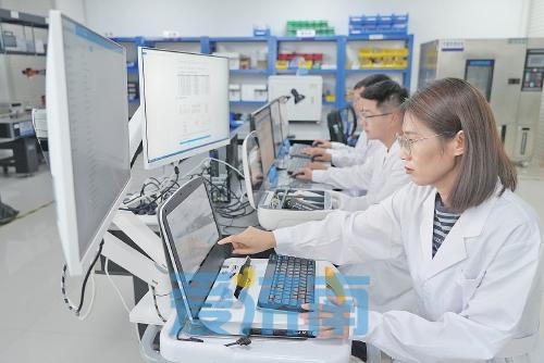 加快打造產(chǎn)業(yè)科技創(chuàng)新高地 濟(jì)南這些科技企業(yè)超給力