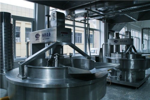 底料工廠精湛工藝研發技術 為渝味曉宇火鍋底料保駕護航