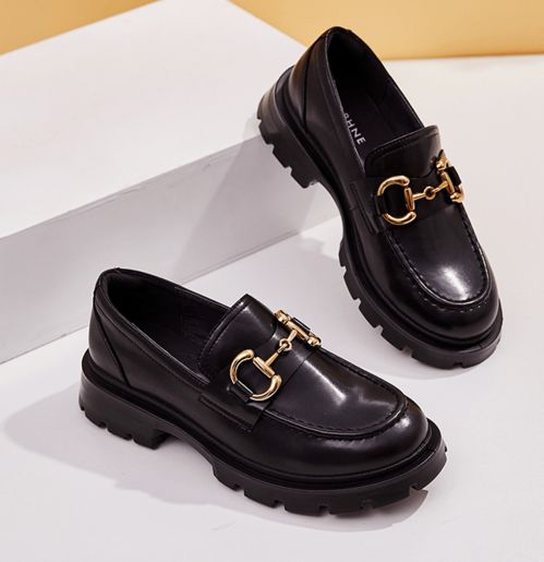 潮履風尚 品牌女鞋產(chǎn)品趨勢與選購指南